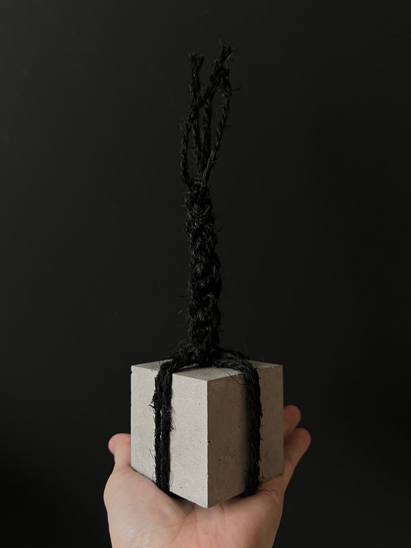 ■約6.5cm 関守石 止め石 ■ ディスプレイ 器 皿 インテリア 什器 オブジェ セメント コンクリート 4枚目の画像