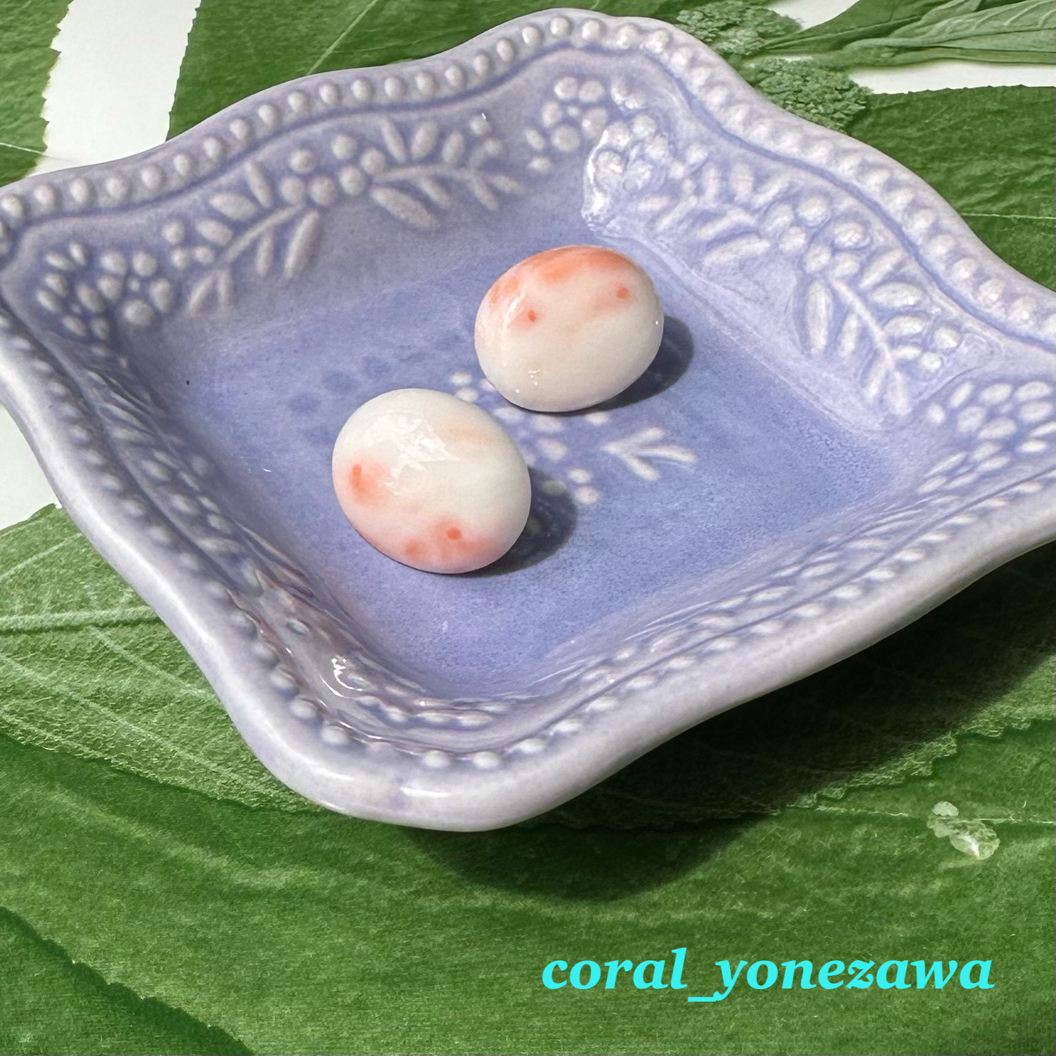 珊瑚ピアス　深海珊瑚　楕円形　ポストチタン　ボリュームのあるピアス　R50826Y1