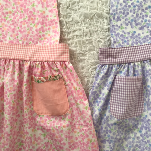 受注制作】子供が1人で着られるキッズエプロン⚘⚘花柄水彩画ミモザ