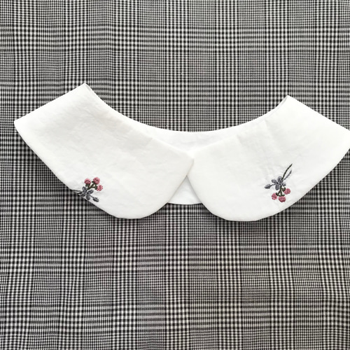 受注制作】刺繍 丸襟 付け襟 80〜160サイズ 大人サイズもお作り