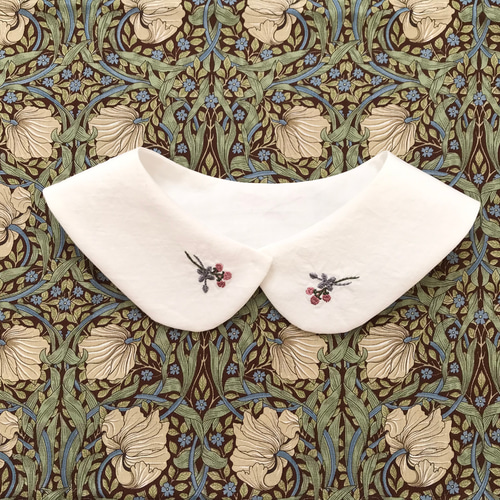 受注制作】刺繍 丸襟 付け襟 80〜160サイズ 大人サイズもお作り 受注制作】刺繍 丸襟 付け襟 80〜160サイズ 大人サイズもお作り