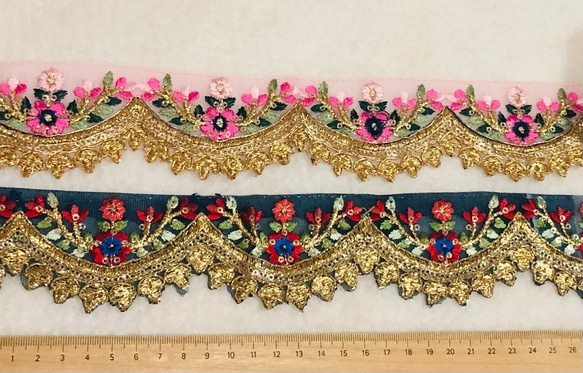 インスタ刺繍リボンフリル　ピンク　ネイビー 2枚目の画像