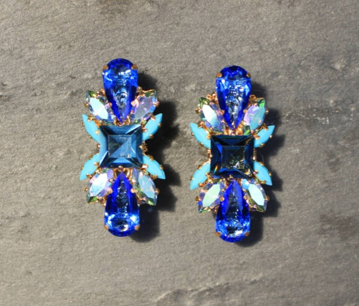 ヴィンテージスワロフスキー 爽やかブルー イヤリング ピアス 大人アクセサリー