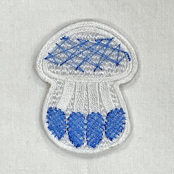 くらげ ワンポイント 刺繍 ワッペン アップリケ シール可 ワッペン 