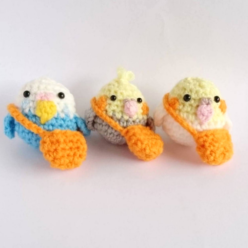 あみぐるみチェーン　セキセインコ　オカメインコ　ボタンインコペア　オーダーページ あみぐるみチェーン セキセインコ オカメインコ ボタンインコ