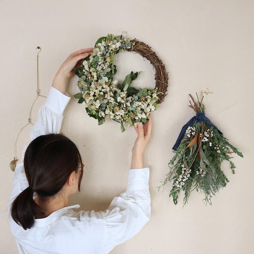 直径約30cm】大きなホワイトハーフムーンリース ◇ ドライフラワー