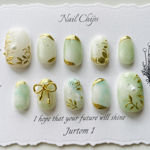 成人式ゴールドネイルグリーンネイル】ブライダルネイル／ニュアンス  