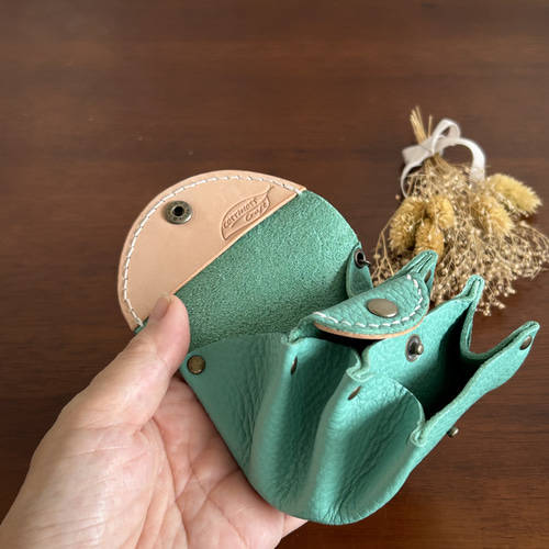 ☆受注生産‪☆ミントグリーンのレザースマートキーケース‬