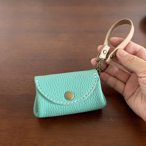 ☆受注生産‪☆ミントグリーンのレザースマートキーケース‬