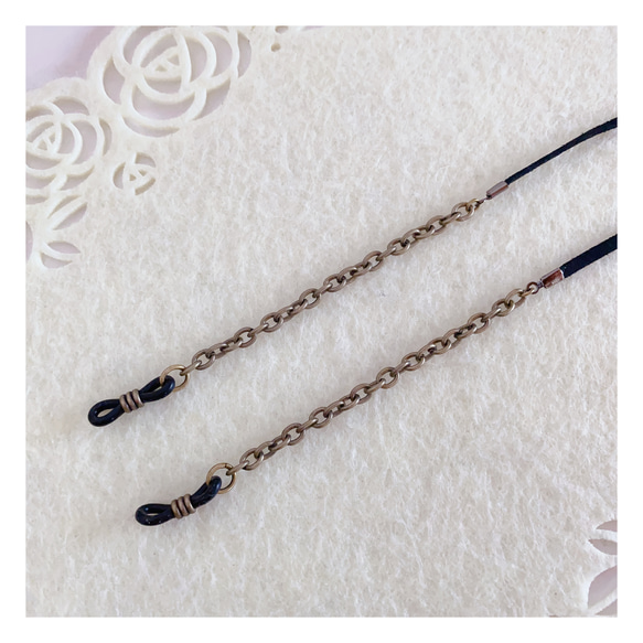 【軽量約5ｇ】人工皮革スエード紐使用 シンプルデザインのメガネチェーン グラスコード 4枚目の画像