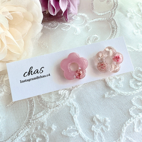 ドライフラワー お花のレジンピアス イヤリング ピアス（スタッド・一