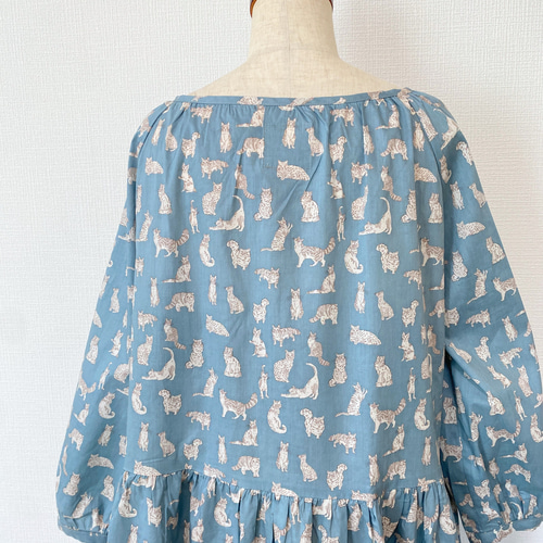 SALE】リバティファブリック＊小さな猫柄＊大人の長袖ワンピース 
