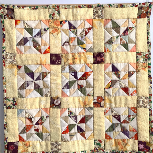 パッチワーク キルト タペストリー ハンドメイド 着物 花柄 着物 or 和