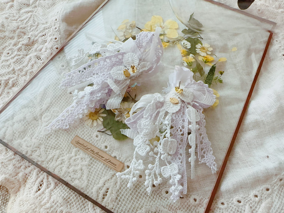 ｛ホワイトフラワーマリアージュ｝美しい夢見る蝶の純白トーンのウェディング風スワロフスキースタークリスタルピアス 4枚目の画像