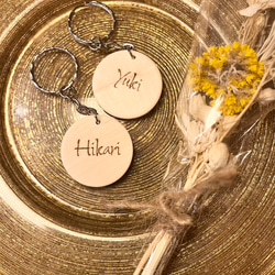 【名入れ無料】翌日~5日以内発送　名入れ木製キーホルダー　結婚式席札　プチギフト 7枚目の画像