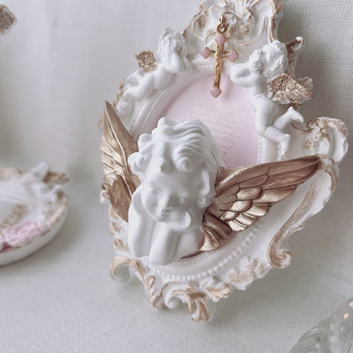 受注制作］アロマストーン 金の羽根 幸運の天使 壁飾り 天使の置き物