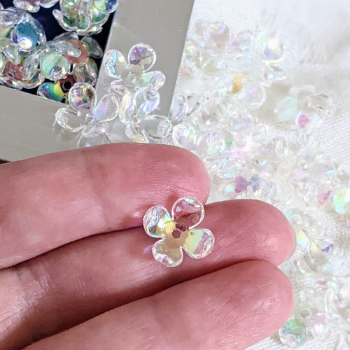 オーロラ フラワー ビーズ 30個 花 パーツ チャーム ハンドメイド