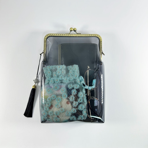 大人かわいい透明バッグ☆がま口ショルダー2colors タッセル付き  