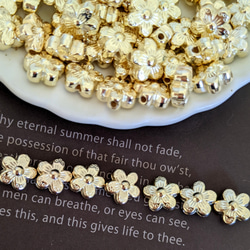 フラワー ビーズ ゴールド 20個 花 通し穴 パーツ ハンドメイド 5枚目の画像