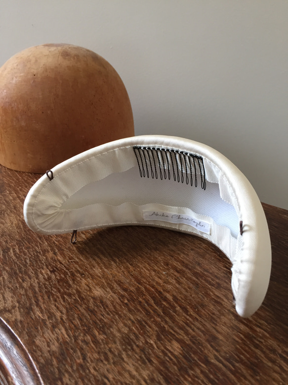 クラシカルなシルクタフタのボンネ 