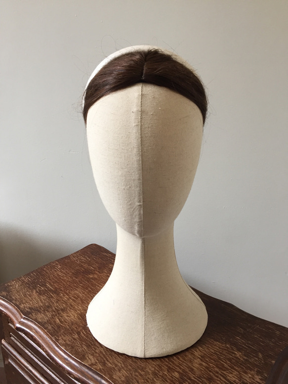 クラシカルなシルクタフタのボンネ 