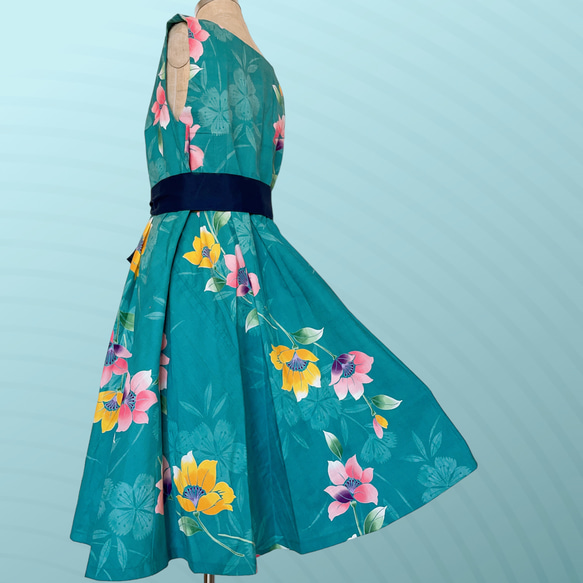 花柄カワイイ ” 浴衣ワンピース ” 膝丈 着物リメイク ワンピース ゆかた 衣装 和柄 グリーン B5812 4枚目の画像