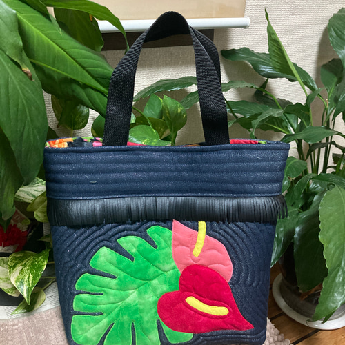 ハンドメイド・ 青のモンステラのトートバッグ