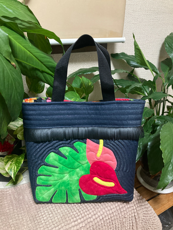 ☆255.ハワイアンキルト・バッグ・ハイビスカス＆ティアレ＆モンステラ