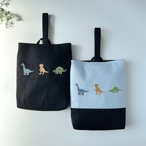 名入れOK【水色3点セット】サイズ選択可・恐竜の刺繍・レッスンバッグ