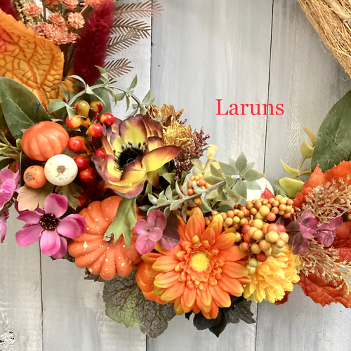 ほうきに乗ったパンプキンゴーストのハロウィンリース リース