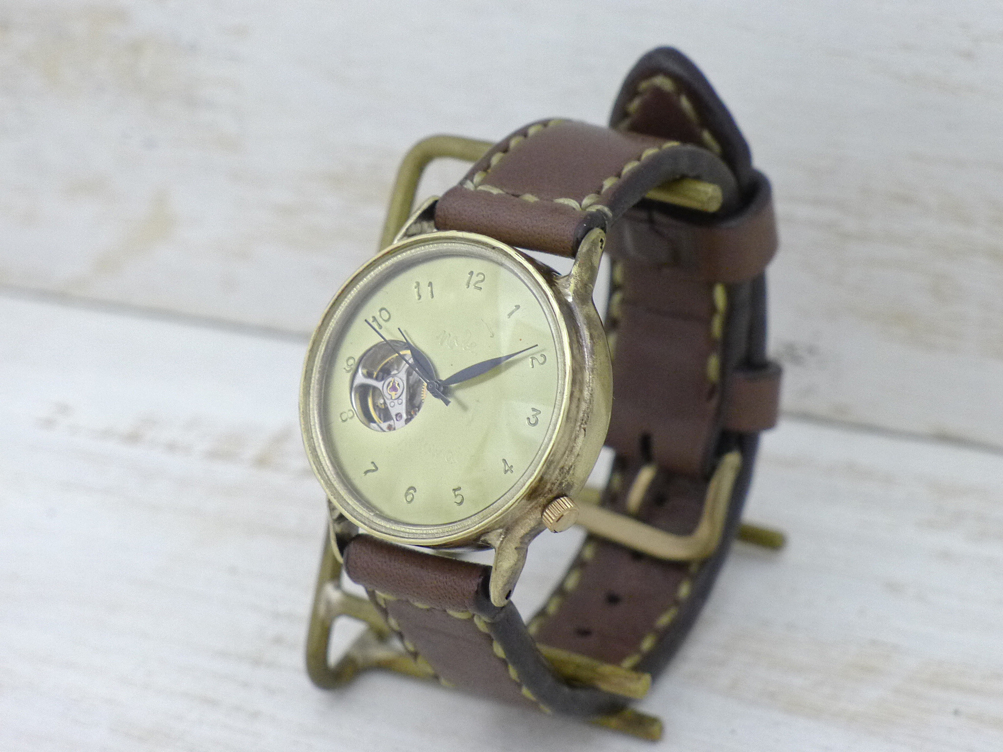 BAM064 36mmBrass(真鍮)自動巻きオープンハート 刻印文字盤 [BAM064 手縫いベルト]