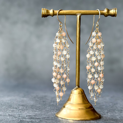 フラワーカービングのトライアングルピアス*14kgf／イヤリング*天然石