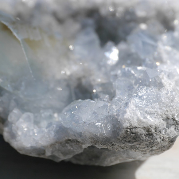 天然石 約285g約80mmセレスタイト(マダガスカル産)クラスター原石結晶ぎっしり天青石[ce-230827-01] 4枚目の画像