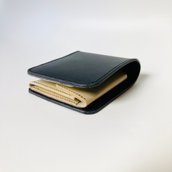 究極のシンプルを追求した本革の二つ折り財布【ブラック】【送料無料】 10枚目の画像