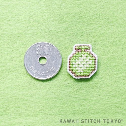 メロン【ブローチ】バッチ バッジ めろん 果物 フルーツ 刺繍 かわいい