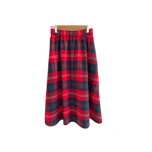 ウール のタータンチェックのフレアスカート(レッド) フレアスカート