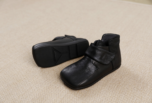 23 秋冬新款女式真皮鞋獨特鞋厚底高跟鞋短靴 22 厘米 ~ 25.5 厘米 #810 黑色 ⭐ 免費送貨 ⭐ 第17張的照片