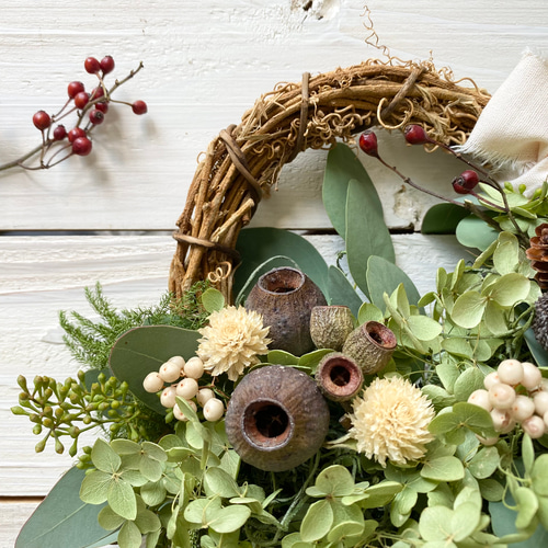 木の実たちとアナベルの秋のハーフリース リース Rosa Cherry 通販