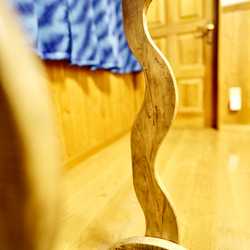 【24時間以内に発送】手作り木工　木製ギタースタンド （古材） ２本掛け 8枚目の画像