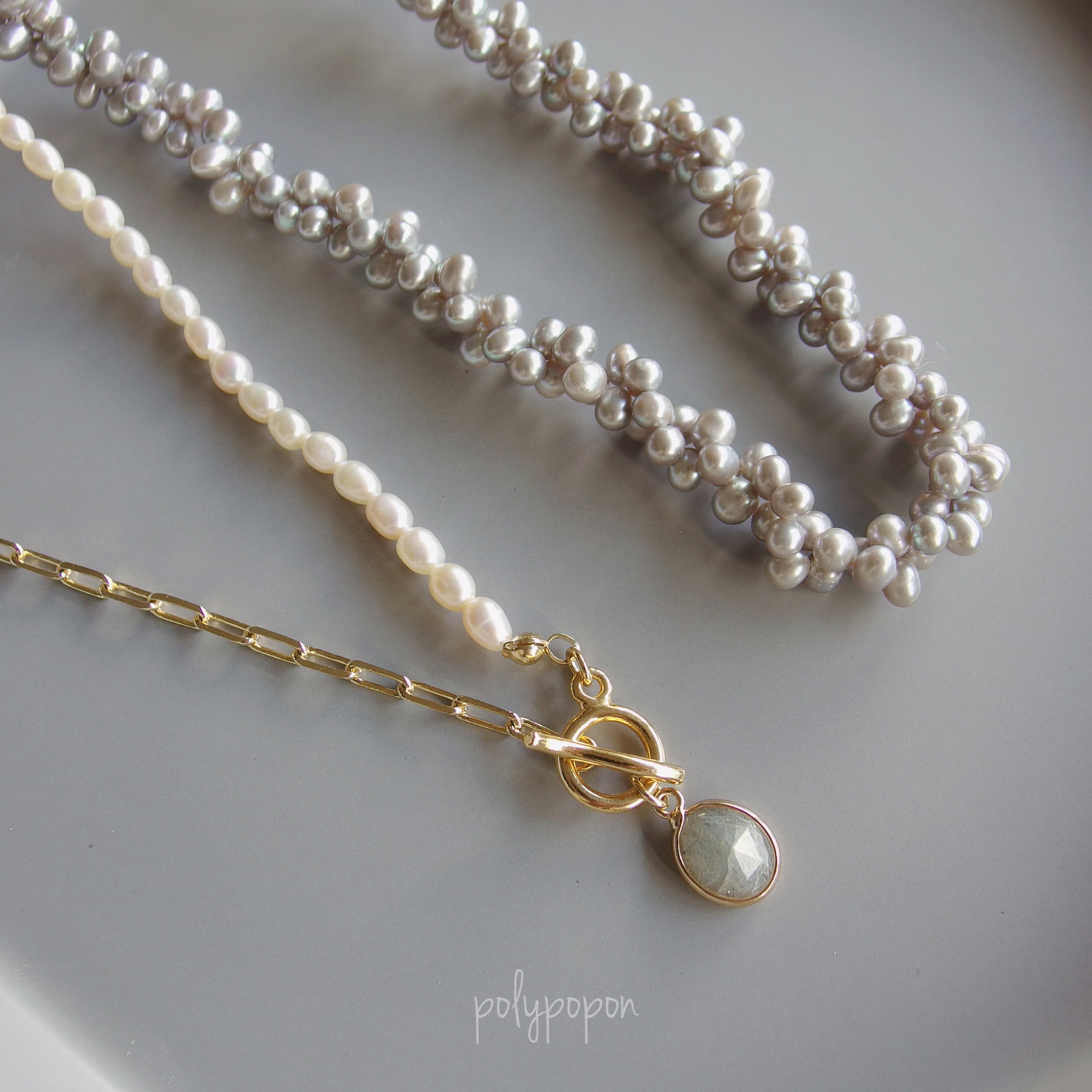 ［1点もの］シルバーグレー淡水パールの2連ネックレス