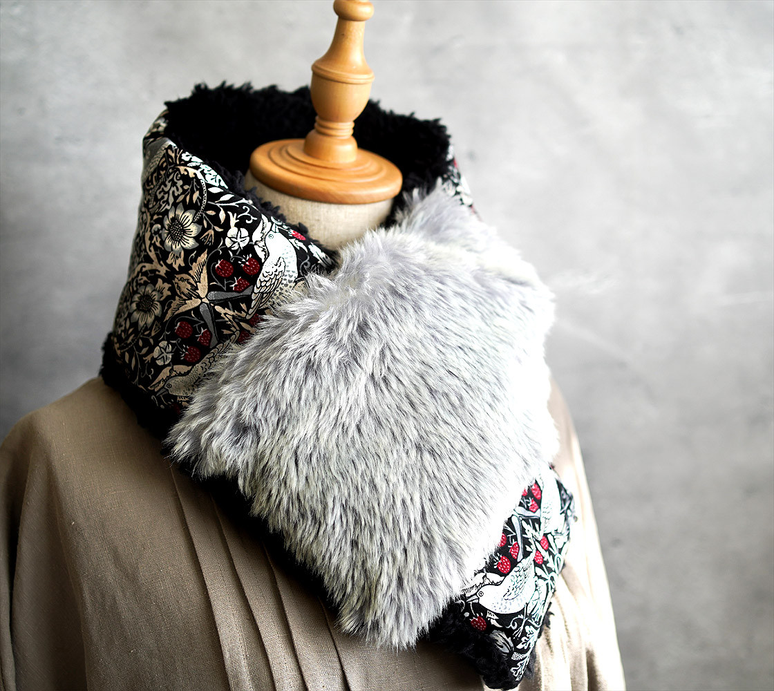 【早割】モリス　いちご泥棒＆エコファーのふわもこマフラー⑥ブラック＆グレーファー◆ネックウォーマー 4,836円