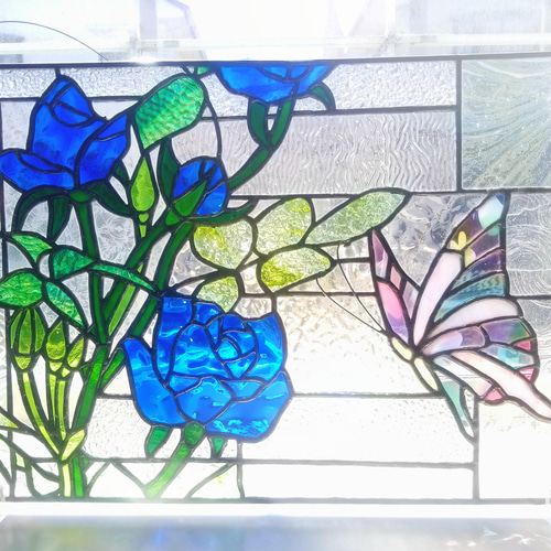 ステンドグラス 黄色の薔薇と蝶のパネル その他アート ようこ ステンドグラス 黄色の薔薇と蝶のパネル その他アート ようこ