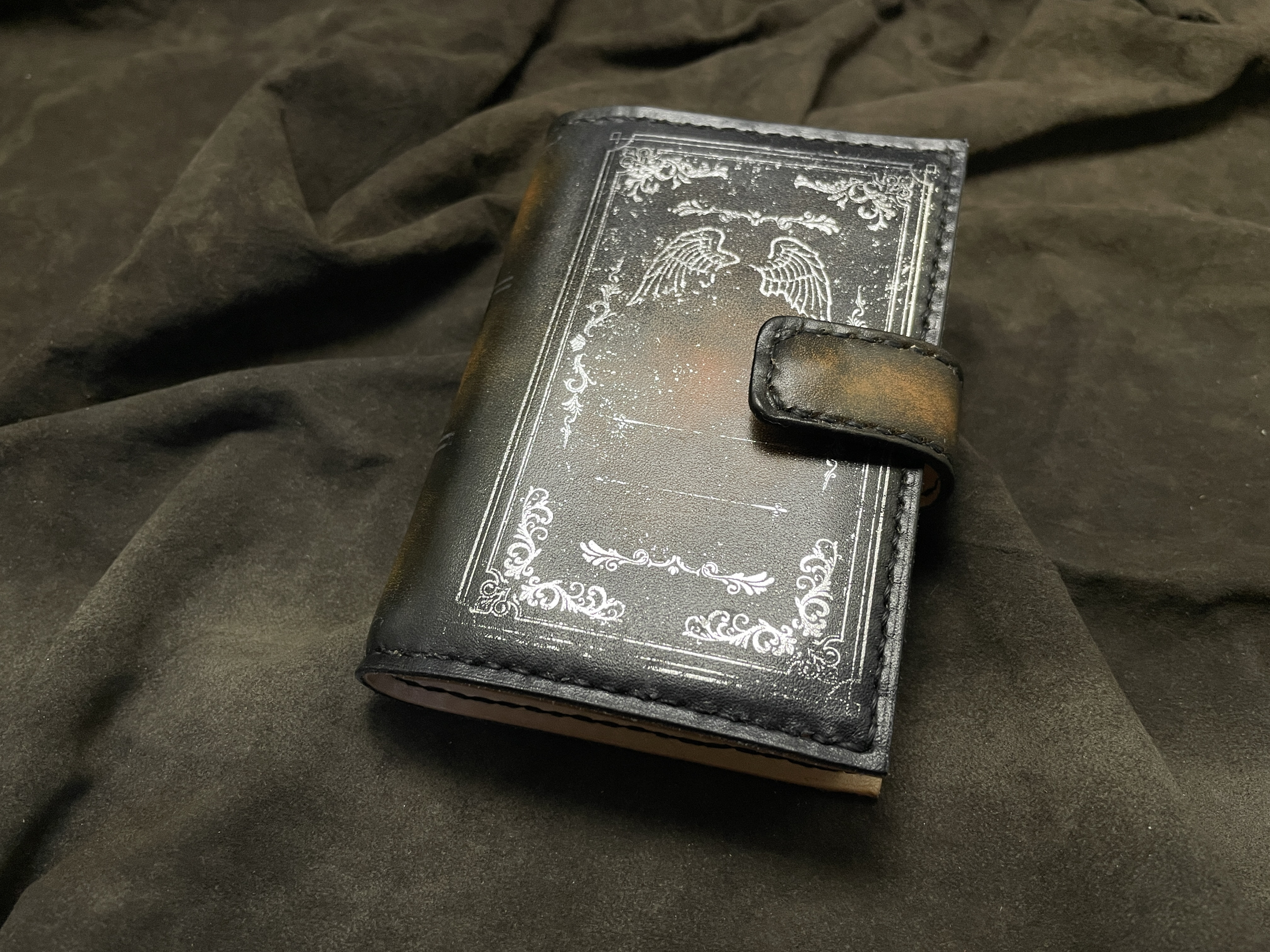 辞書型名刺入れ 12,210円