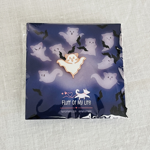 ハロウィン】 かわいいネコ ゴーストピンバッチ「こわいゴースト