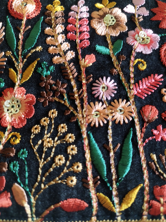 インド刺繍リボン　シルク地【50cm】幅約10.5cm 4枚目の画像