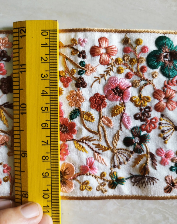 インド刺繍リボン　シルク地【50cm】幅約10.5cm 7枚目の画像