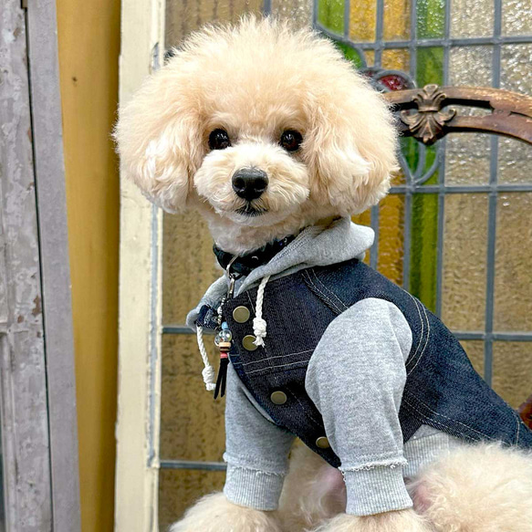 重ね着風Gジャンはストレッチデニムとスウェットで動きやすくしました