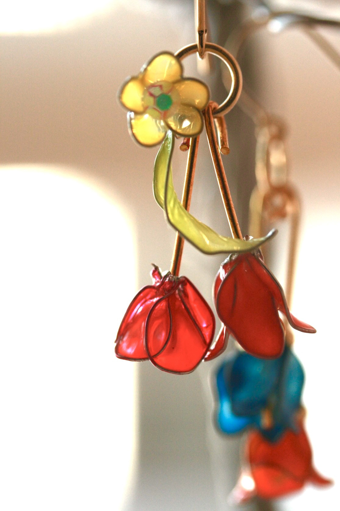 チューリップ　花束　ピアス