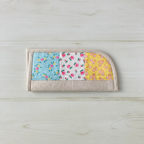 メガネケース♡Patchwork （刺繍生地のメガネケース ハンドメイド  