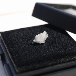 天然石フェナカイト1個約1.10ct(ブラジル産)結晶原石ルースケース付属鉱物[phe-230828-15] 14枚目の画像